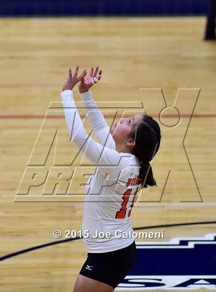 Thumbnail 2 in Burbank vs Lanier [Sidney] photogallery.