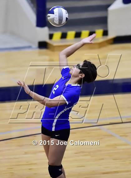 Thumbnail 1 in Burbank vs Lanier [Sidney] photogallery.