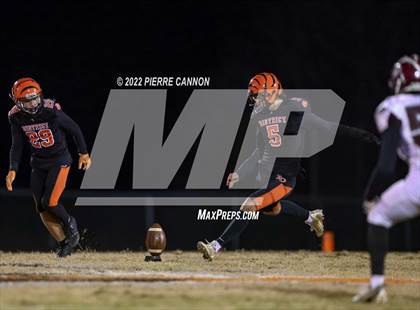 Thumbnail 3 in Warren County vs Brentsville District (VHSL Class 3 Region Final) photogallery.