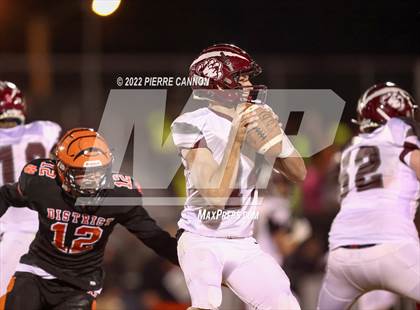 Thumbnail 3 in Warren County vs Brentsville District (VHSL Class 3 Region Final) photogallery.
