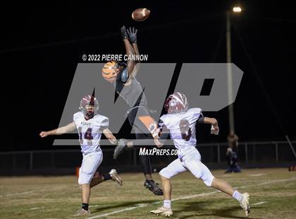 Thumbnail 1 in Warren County vs Brentsville District (VHSL Class 3 Region Final) photogallery.