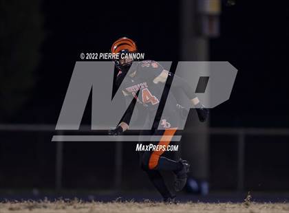 Thumbnail 1 in Warren County vs Brentsville District (VHSL Class 3 Region Final) photogallery.