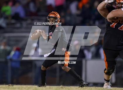 Thumbnail 1 in Warren County vs Brentsville District (VHSL Class 3 Region Final) photogallery.