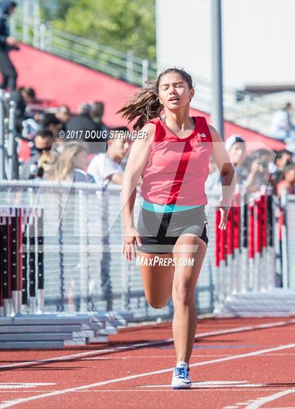 Thumbnail 3 in MVAL Track and Field Championships (Day 1-Fr. So. Girls Track Events) photogallery.