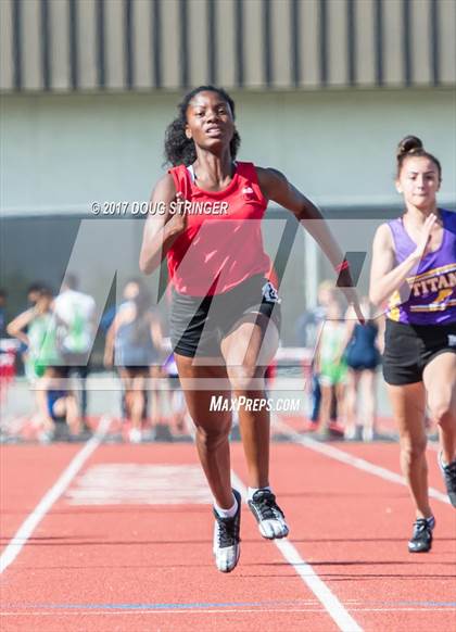 Thumbnail 2 in MVAL Track and Field Championships (Day 1-Fr. So. Girls Track Events) photogallery.