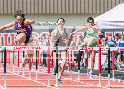 Thumbnail 1 in MVAL Track and Field Championships (Day 1-Fr. So. Girls Track Events) photogallery.