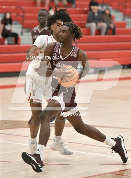 Thumbnail 2 in Claremont vs. Fullerton (Rumble 4 Rosecrans) photogallery.