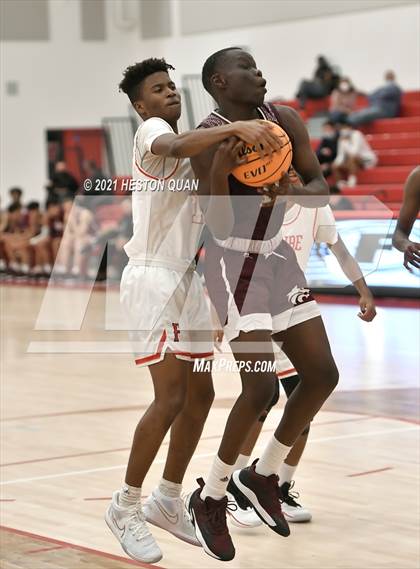 Thumbnail 3 in Claremont vs. Fullerton (Rumble 4 Rosecrans) photogallery.