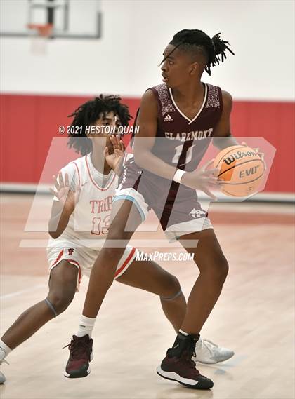 Thumbnail 2 in Claremont vs. Fullerton (Rumble 4 Rosecrans) photogallery.