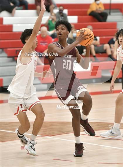 Thumbnail 1 in Claremont vs. Fullerton (Rumble 4 Rosecrans) photogallery.