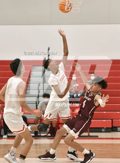 Thumbnail 1 in Claremont vs. Fullerton (Rumble 4 Rosecrans) photogallery.