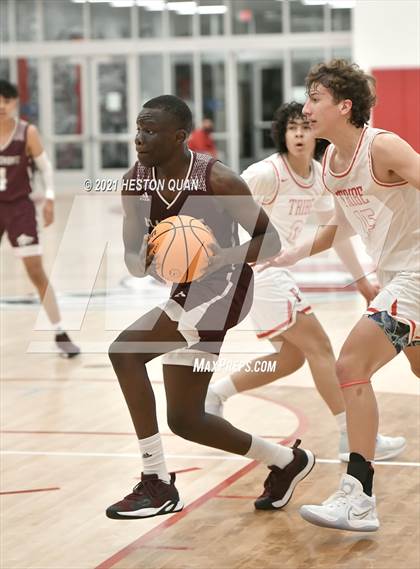 Thumbnail 2 in Claremont vs. Fullerton (Rumble 4 Rosecrans) photogallery.