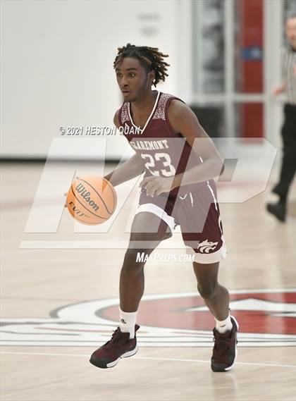 Thumbnail 1 in Claremont vs. Fullerton (Rumble 4 Rosecrans) photogallery.