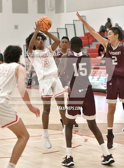 Thumbnail 3 in Claremont vs. Fullerton (Rumble 4 Rosecrans) photogallery.