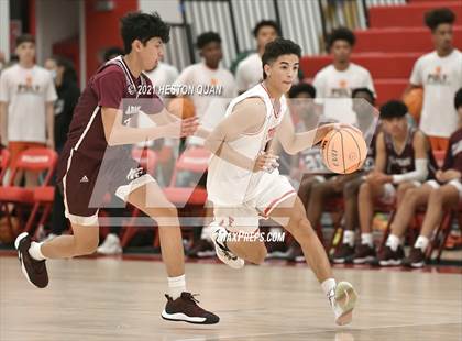 Thumbnail 2 in Claremont vs. Fullerton (Rumble 4 Rosecrans) photogallery.