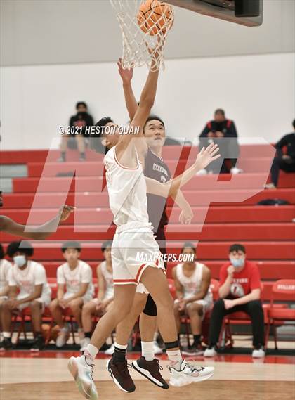 Thumbnail 3 in Claremont vs. Fullerton (Rumble 4 Rosecrans) photogallery.