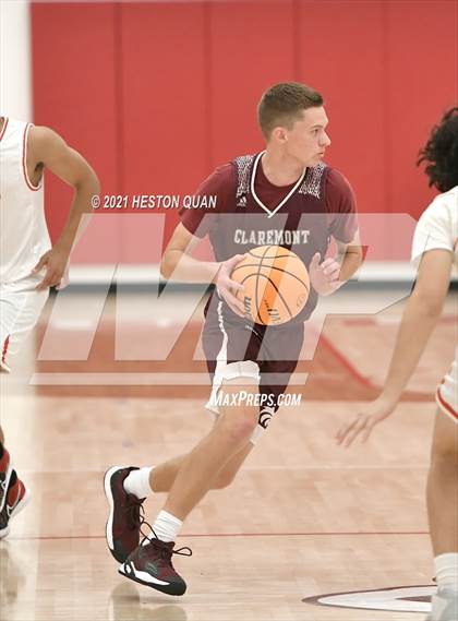 Thumbnail 3 in Claremont vs. Fullerton (Rumble 4 Rosecrans) photogallery.