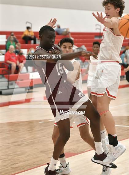 Thumbnail 3 in Claremont vs. Fullerton (Rumble 4 Rosecrans) photogallery.