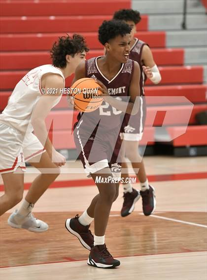 Thumbnail 1 in Claremont vs. Fullerton (Rumble 4 Rosecrans) photogallery.