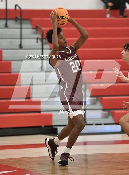 Thumbnail 3 in Claremont vs. Fullerton (Rumble 4 Rosecrans) photogallery.