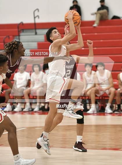 Thumbnail 1 in Claremont vs. Fullerton (Rumble 4 Rosecrans) photogallery.