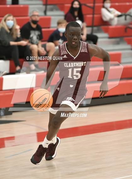 Thumbnail 1 in Claremont vs. Fullerton (Rumble 4 Rosecrans) photogallery.