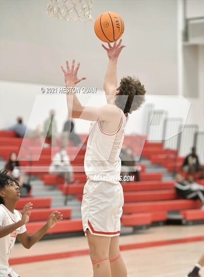 Thumbnail 1 in Claremont vs. Fullerton (Rumble 4 Rosecrans) photogallery.