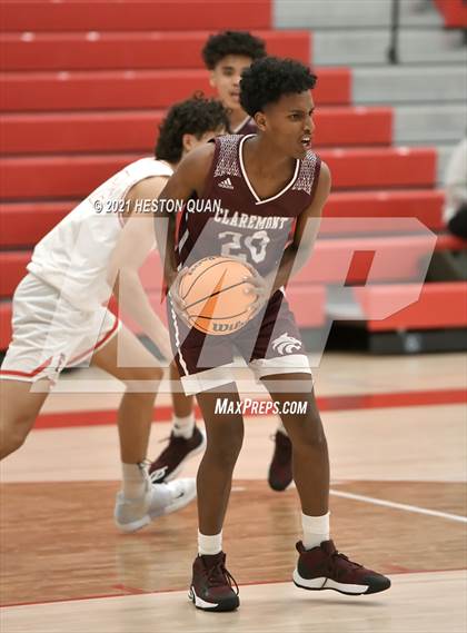 Thumbnail 2 in Claremont vs. Fullerton (Rumble 4 Rosecrans) photogallery.