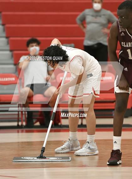 Thumbnail 3 in Claremont vs. Fullerton (Rumble 4 Rosecrans) photogallery.