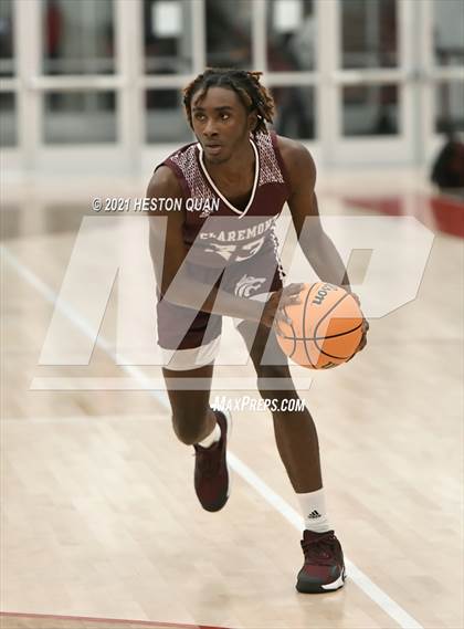 Thumbnail 1 in Claremont vs. Fullerton (Rumble 4 Rosecrans) photogallery.