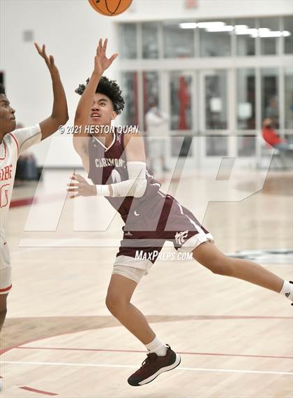 Thumbnail 2 in Claremont vs. Fullerton (Rumble 4 Rosecrans) photogallery.