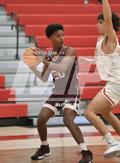 Thumbnail 2 in Claremont vs. Fullerton (Rumble 4 Rosecrans) photogallery.