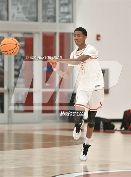 Thumbnail 1 in Claremont vs. Fullerton (Rumble 4 Rosecrans) photogallery.