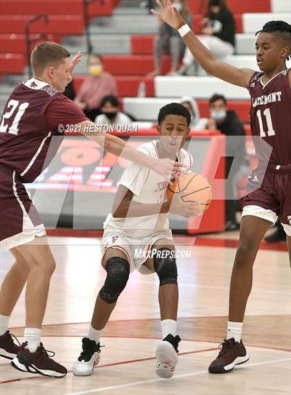 Thumbnail 3 in Claremont vs. Fullerton (Rumble 4 Rosecrans) photogallery.