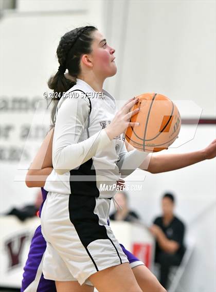 Thumbnail 2 in Cristo Rey @ Valley Christian photogallery.
