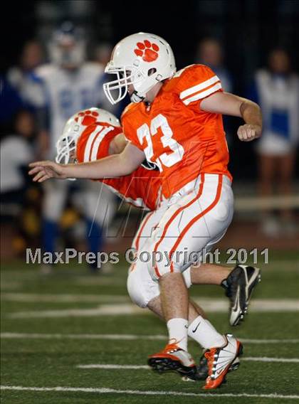 Thumbnail 3 in Hamilton vs. Poly (SS CIF Playoffs) photogallery.