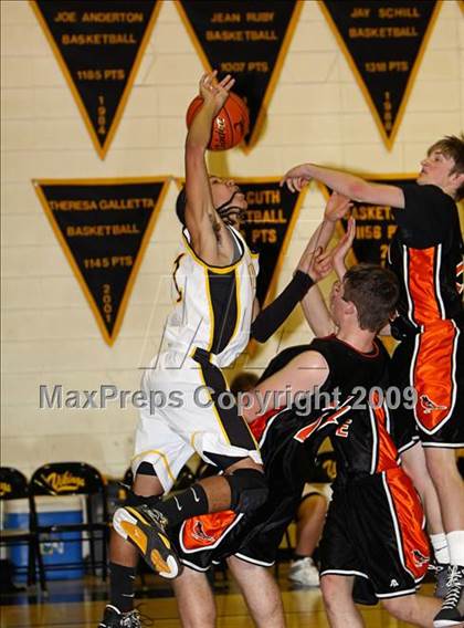 Thumbnail 2 in Rocky Grove @ Venango Catholic photogallery.