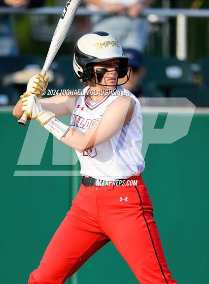 Thumbnail 3 in Carle Place vs. Wheatley (Section VIII B Final) photogallery.