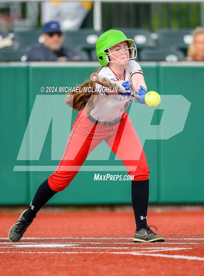 Thumbnail 1 in Carle Place vs. Wheatley (Section VIII B Final) photogallery.