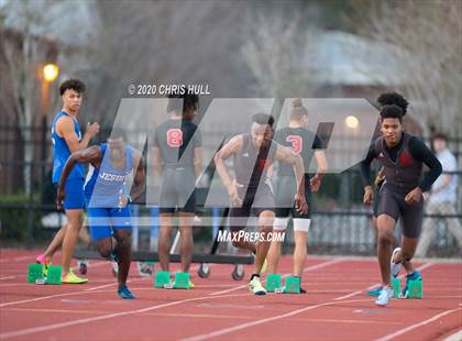 Thumbnail 3 in Jesuit boys track and field photogallery.