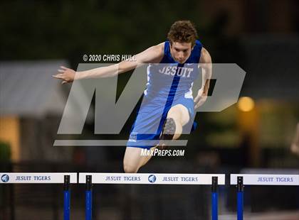Thumbnail 3 in Jesuit boys track and field photogallery.