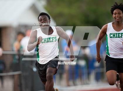 Thumbnail 1 in Jesuit boys track and field photogallery.