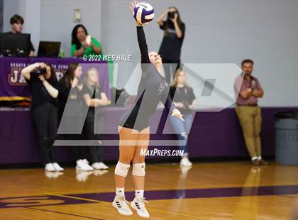 Thumbnail 1 in Lafayette @ DeSoto Central photogallery.