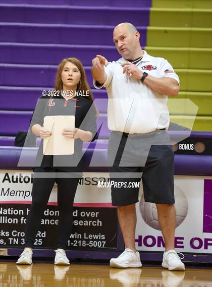 Thumbnail 1 in Lafayette @ DeSoto Central photogallery.