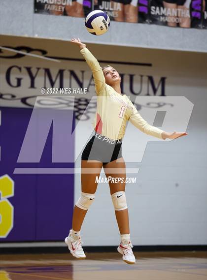 Thumbnail 1 in Lafayette @ DeSoto Central photogallery.