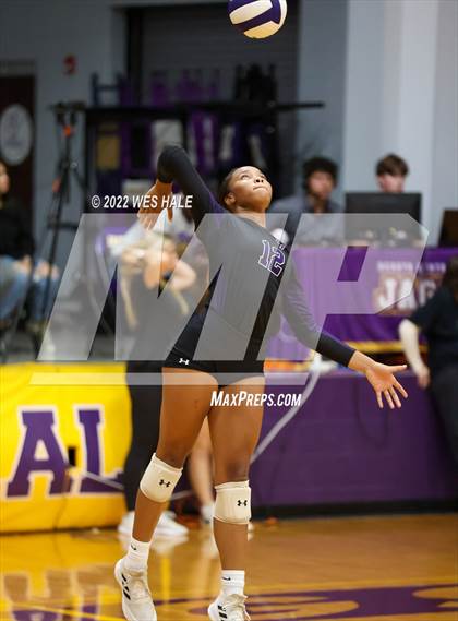 Thumbnail 1 in Lafayette @ DeSoto Central photogallery.