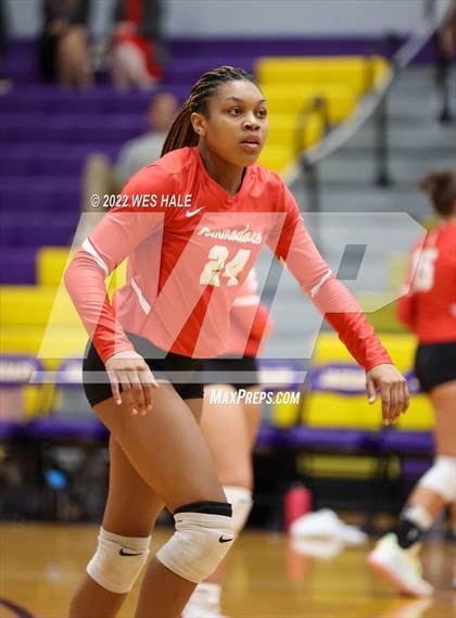 Thumbnail 2 in Lafayette @ DeSoto Central photogallery.