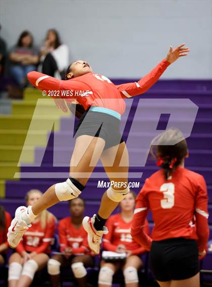 Thumbnail 2 in Lafayette @ DeSoto Central photogallery.