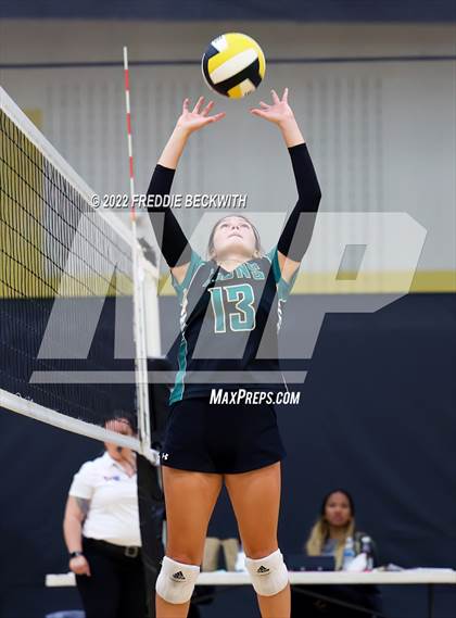 Thumbnail 2 in Callisburg vs. Calvary Academy  (Denison Invitational Showcase) photogallery.
