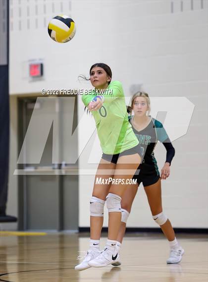 Thumbnail 2 in Callisburg vs. Calvary Academy  (Denison Invitational Showcase) photogallery.